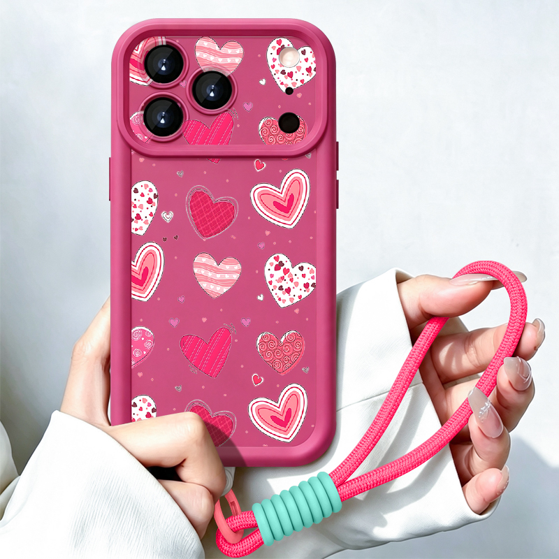 Phone Cases With Straps - غطاء هاتف بنمط قلوب الحب مع