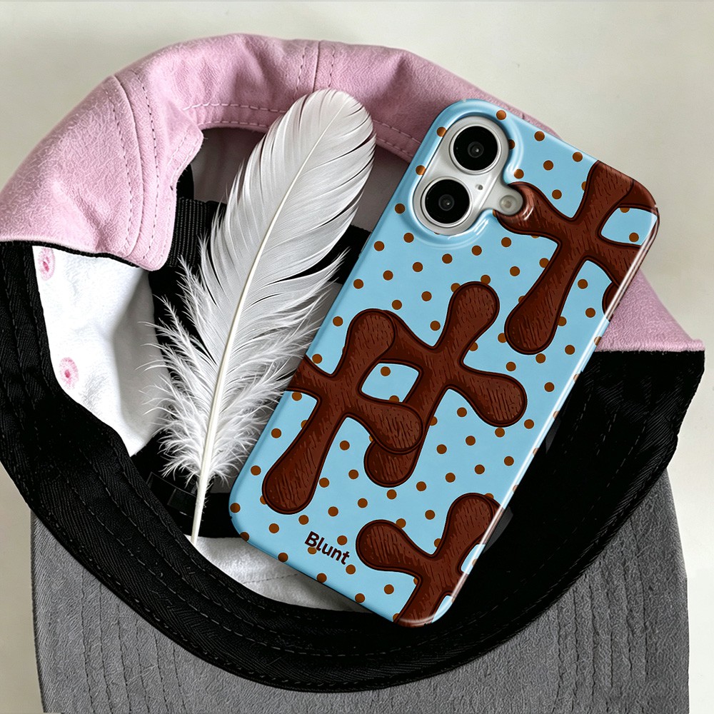غطاء هاتف بتصميم الصليب لآيفون - مراجعة Phone Cases Blunt وسعره