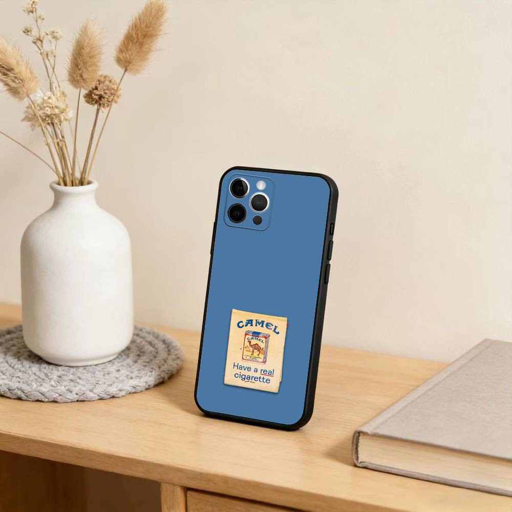 حافظة هاتف على شكل جمل ماركة ا - مراجعة Phone Cases Blunt وسعره